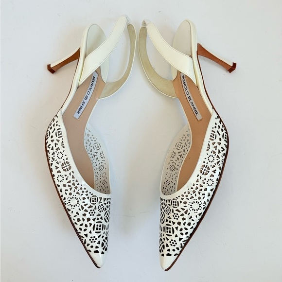 Manolo Blahnik White leather laser Cutout Carolyne slingback kitten pumps EU40.5 - Picture 3 of 7